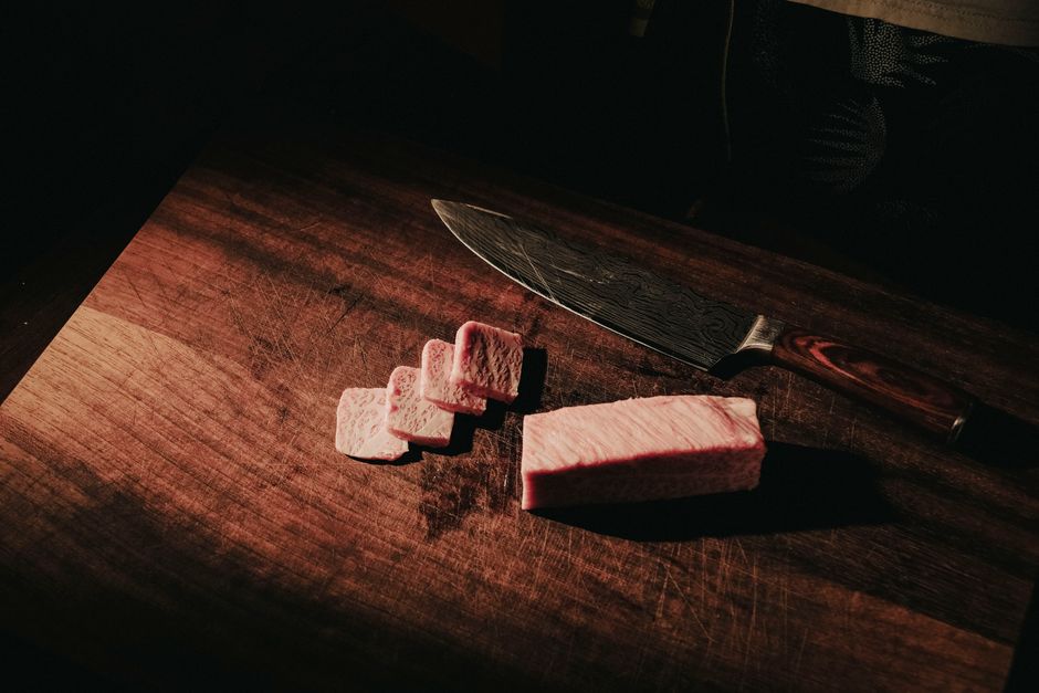 Порції печінки в харчовій плівці та пакетах для заморозки